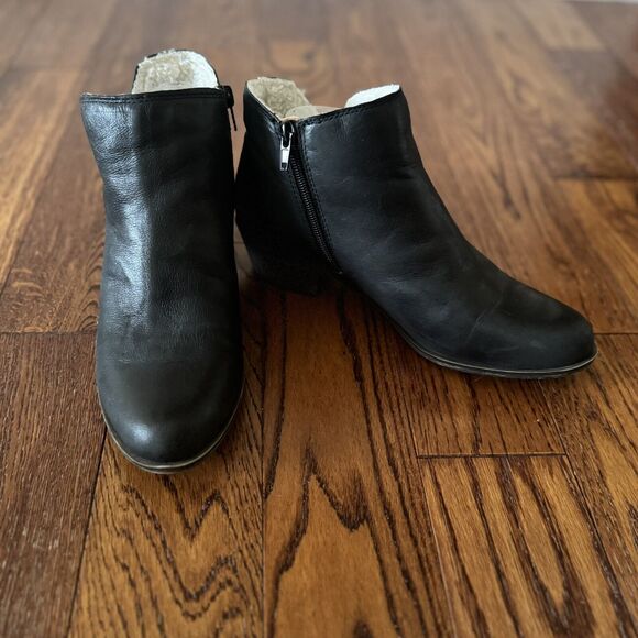 Lucky Brand Banterr 2 Womens 8 Leather Bootie Faux Fur Lining Zip Indie Boho - Picture 1 of 15